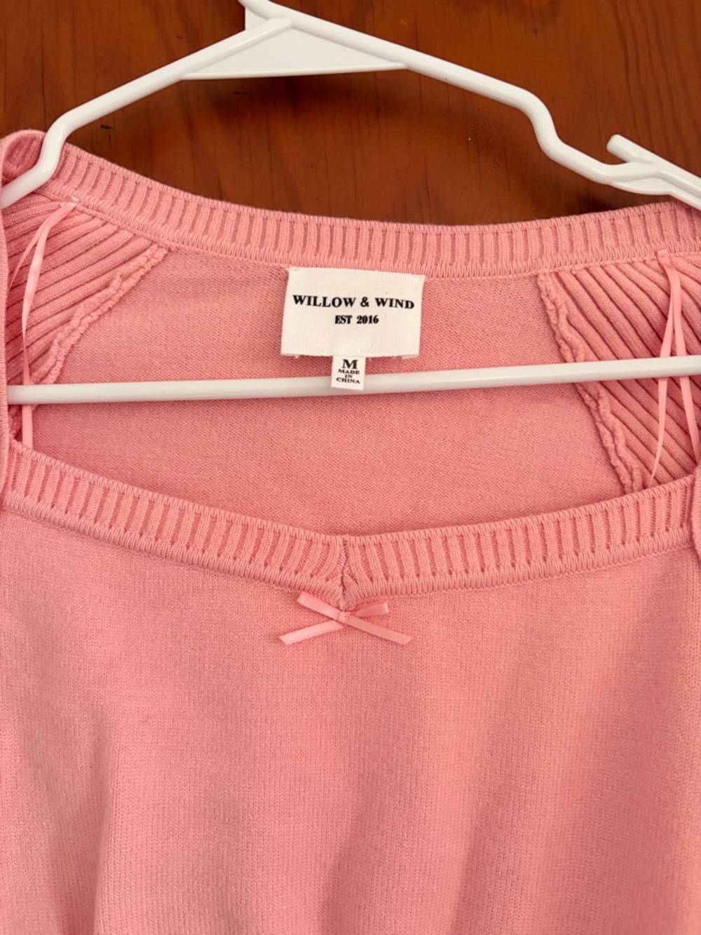 Pink sweater - Picture 2 of 3